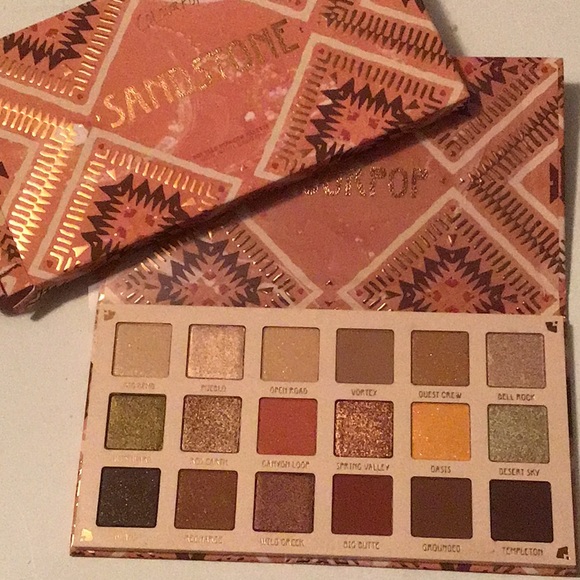 🎉HP🎉 Colourpop Sandstone eyeshadow eye palette new in box - Picture 1 of 2